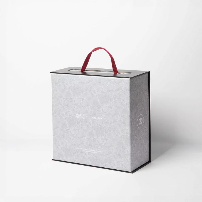Uniqbox. Чемодан-органайзер красный