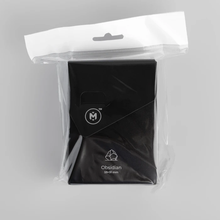 UCS Obsidian протекторы для карт 57х89 мм (300 шт) UCS Obsidian протекторы для карт 57х89 мм (300 шт)