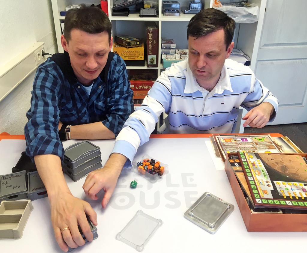 Meeple House: Костя и Андрей